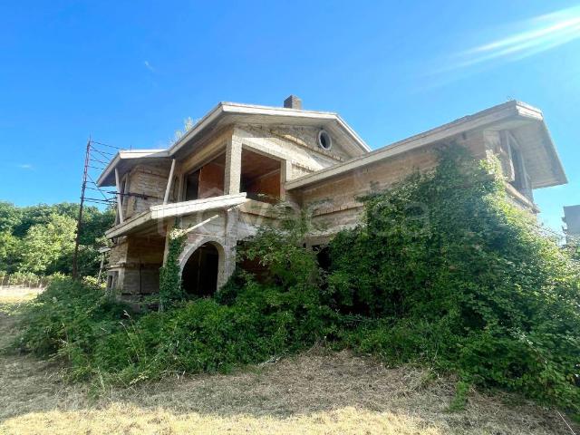 Casa indipendente in vendita a Viterbo strada Sammartinese, San Martino al Cimino Tobia