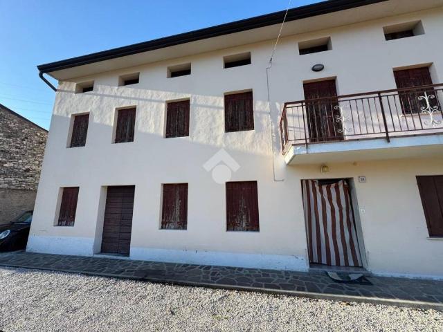 Casa indipendente in vendita a Vittorio Veneto TV