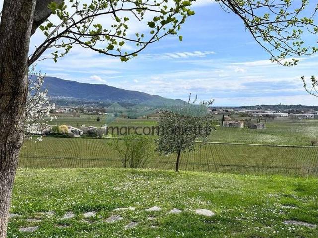 Casa indipendente in vendita a Vittorio Veneto TV