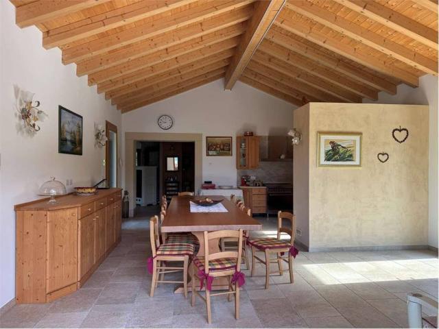 Casa indipendente in vendita a Vittorio Veneto TV