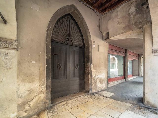 Casa indipendente in vendita a Vittorio Veneto TV