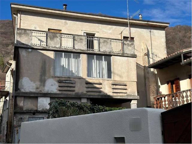 Casa indipendente in vendita a Vittorio Veneto TV