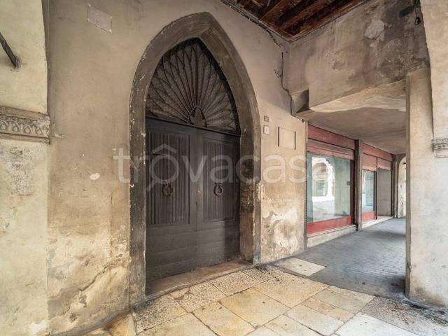 Casa indipendente in vendita a Vittorio Veneto
