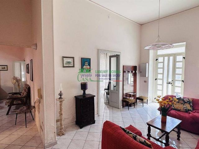 Casa indipendente in vendita a Vittoria RG