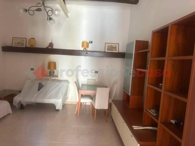 Casa indipendente in vendita a Vitulazio CE