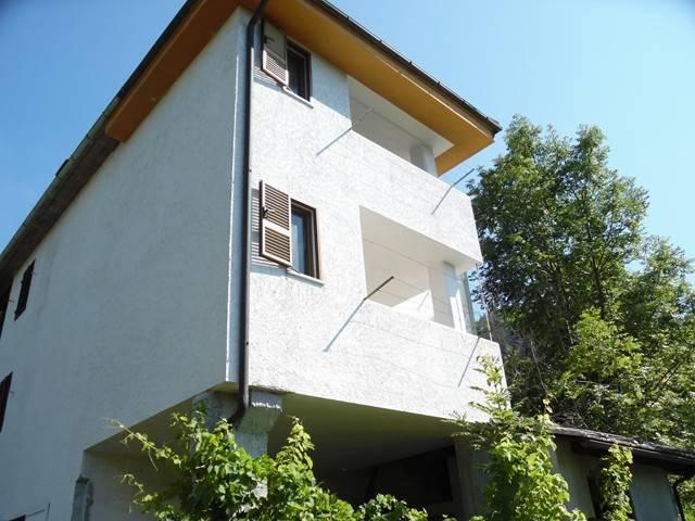 Casa indipendente in vendita a Viù TO