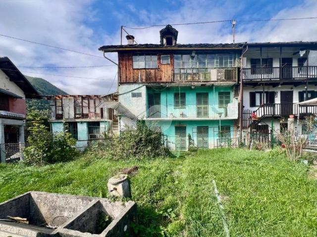 Casa indipendente in vendita a Viù TO
