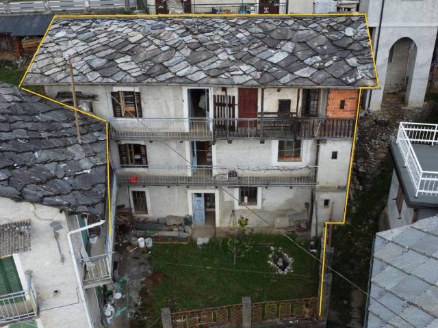 Casa indipendente in vendita a Viù TO
