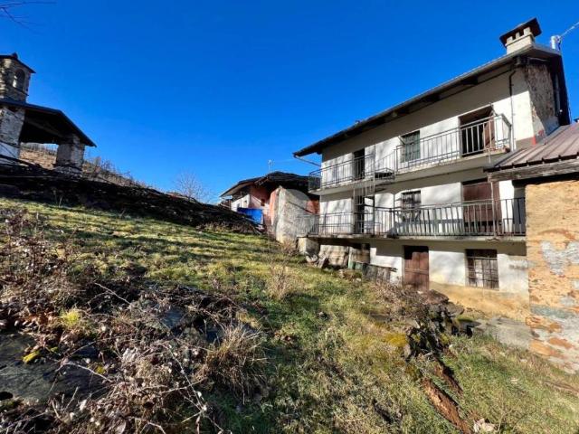 Casa indipendente in vendita a Viù TO