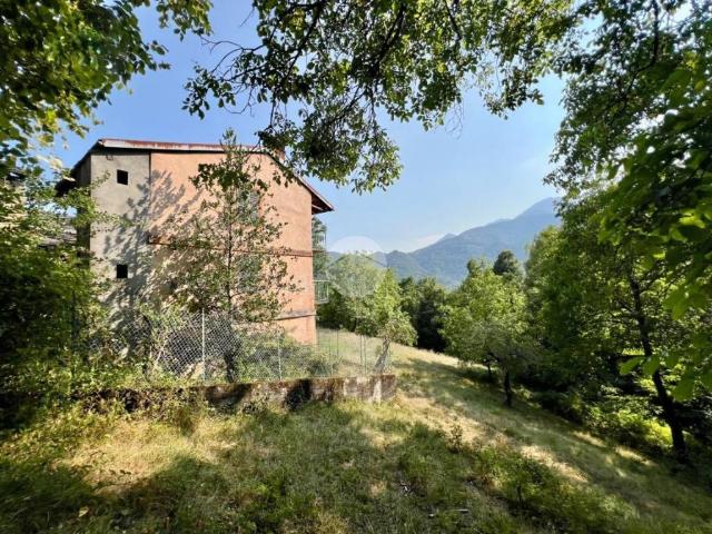 Casa indipendente in vendita a Viù
