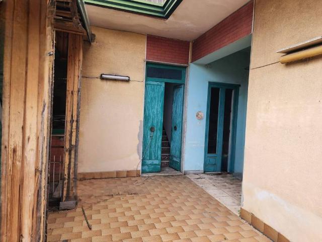 Casa indipendente in vendita a Viagrande CT