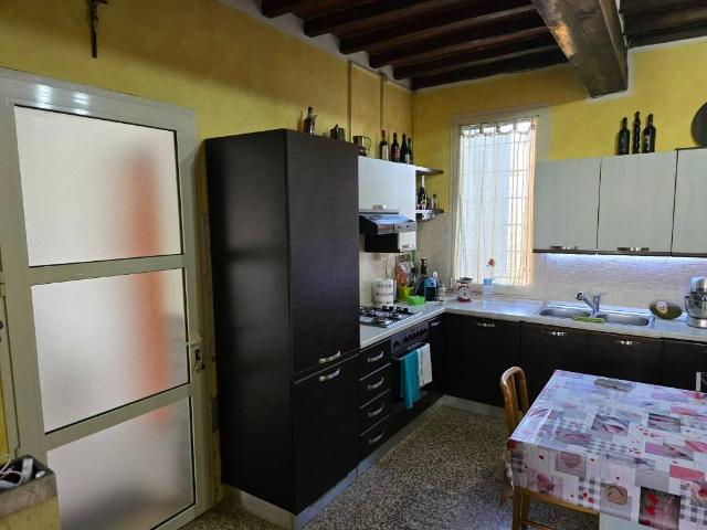 Casa indipendente in vendita a Viadana MN