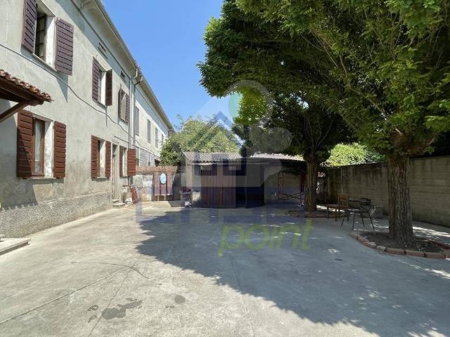 Casa indipendente in vendita a Viadana MN