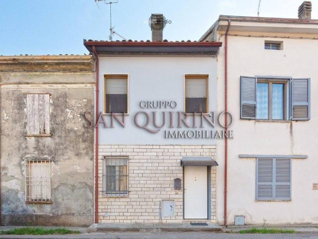 Casa indipendente in vendita a Viadana MN