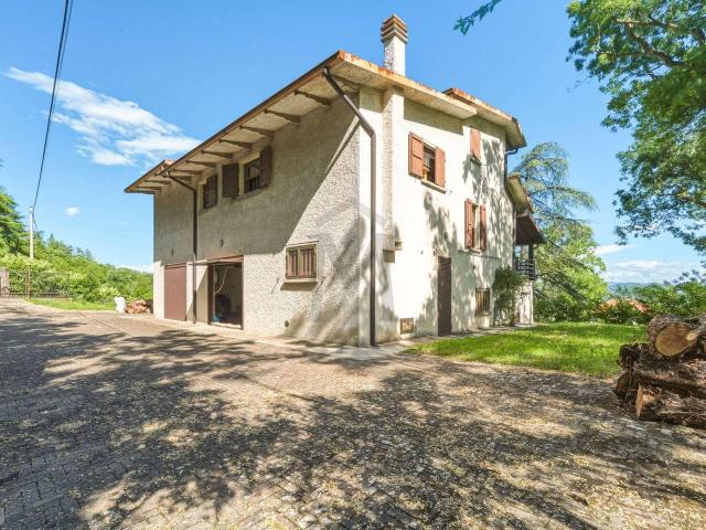 Casa indipendente in vendita a Viano