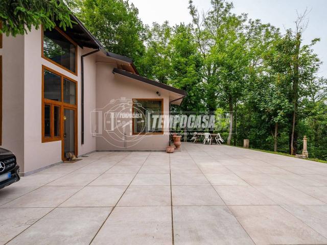 Casa indipendente in vendita a Viano