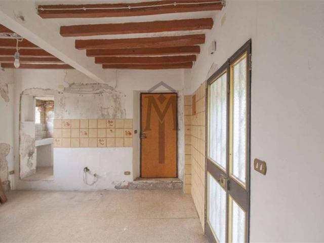 Casa indipendente in vendita a Viano RE