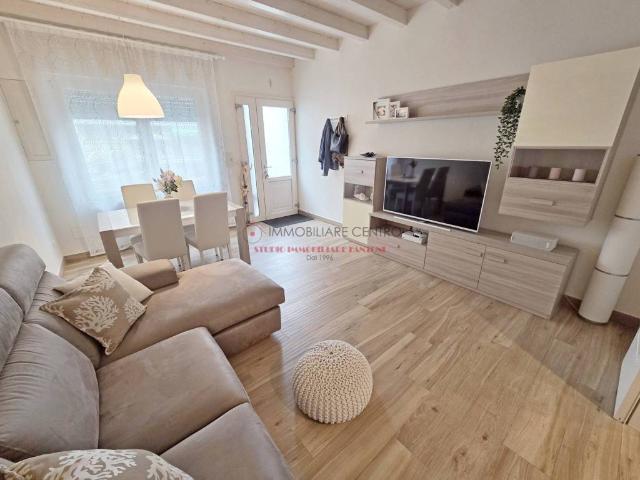Casa indipendente in vendita a Viareggio LU
