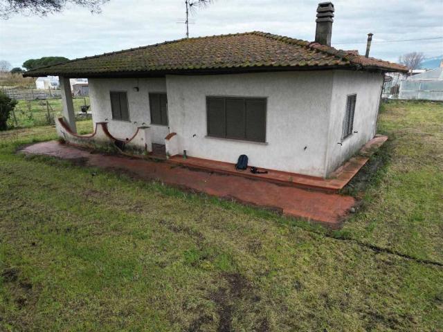 Casa indipendente in vendita a Viareggio LU