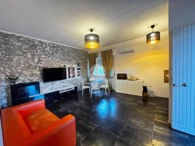 Casa indipendente in vendita a Viareggio LU
