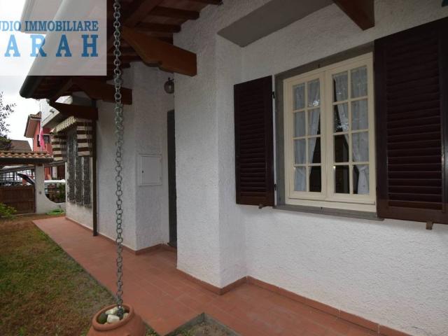 Casa indipendente in vendita a Viareggio LU