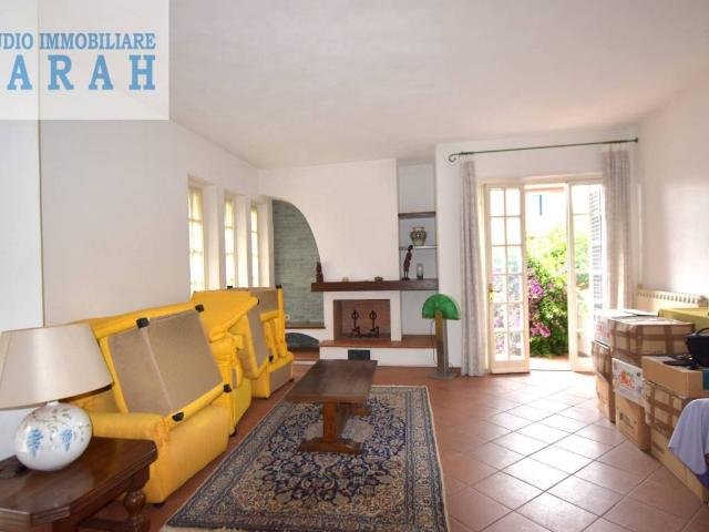Casa indipendente in vendita a Viareggio LU