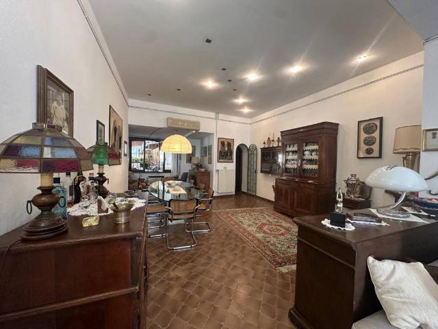 Casa indipendente in vendita a Viareggio LU