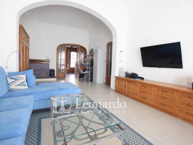 Casa indipendente in vendita a Viareggio LU