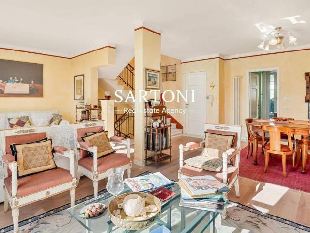 Casa indipendente in vendita a Viareggio LU