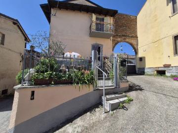 Casa indipendente in vendita a Viarigi AT