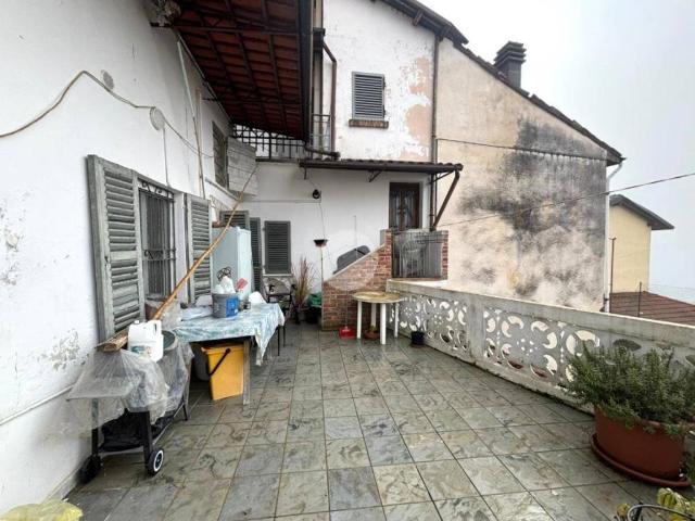 Casa indipendente in vendita a Viarigi AT