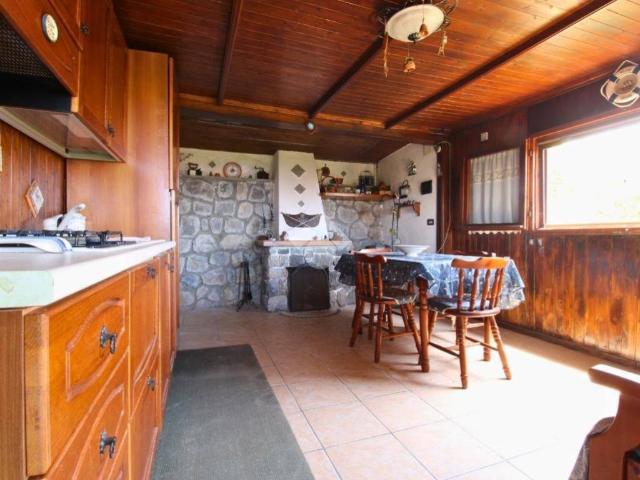 Casa indipendente in vendita a Vibonati SA