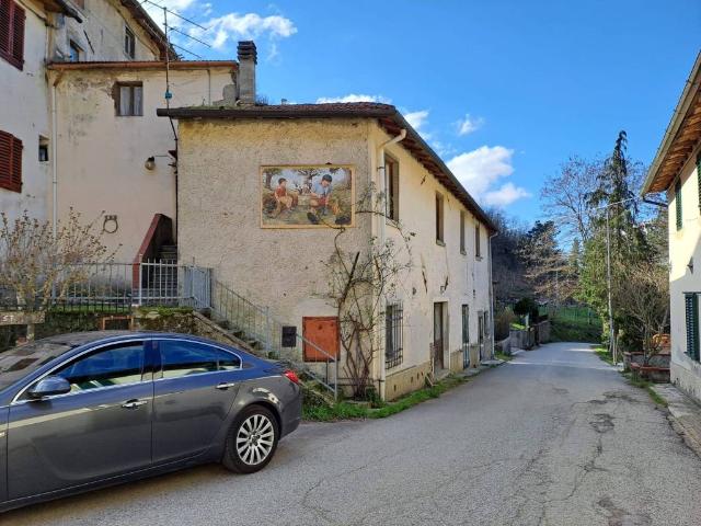 Casa indipendente in vendita a Vicchio FI