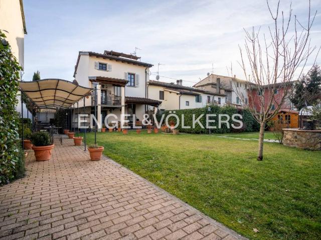Casa indipendente in vendita a Vicchio FI