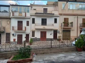 Casa indipendente in vendita a Vicari PA