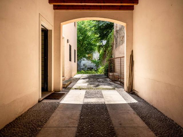 Casa indipendente in vendita a Vicenza VI