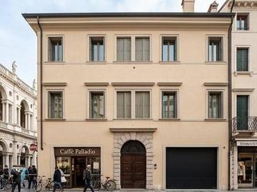 Casa indipendente in vendita a Vicenza VI