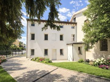 Casa indipendente in vendita a Vicenza VI