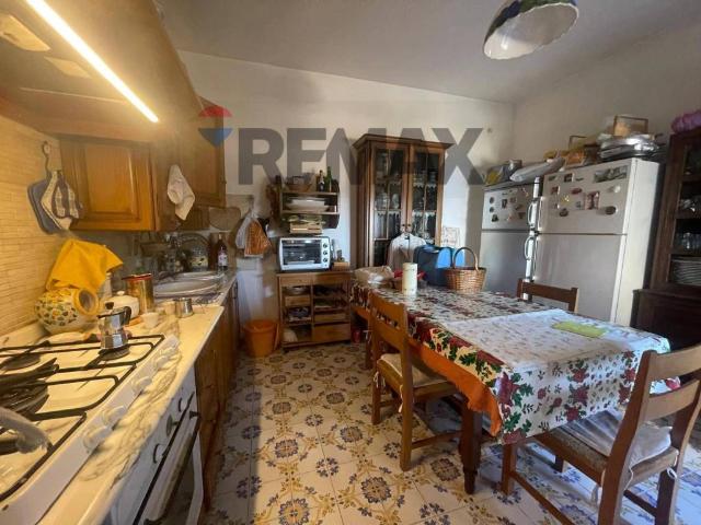 Casa indipendente in vendita a Vico Equense NA