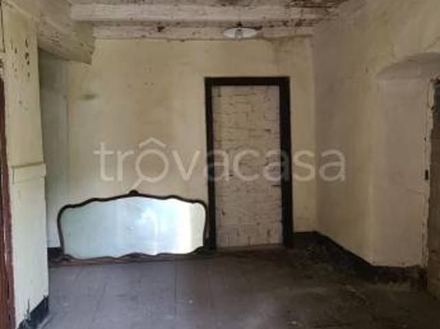 Casa indipendente in vendita a Vicomezzano, Rezzoaglio