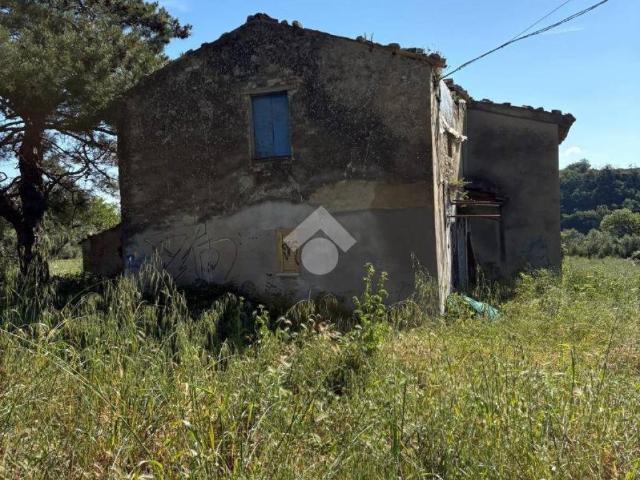 Casa indipendente in vendita a Vicoli PE