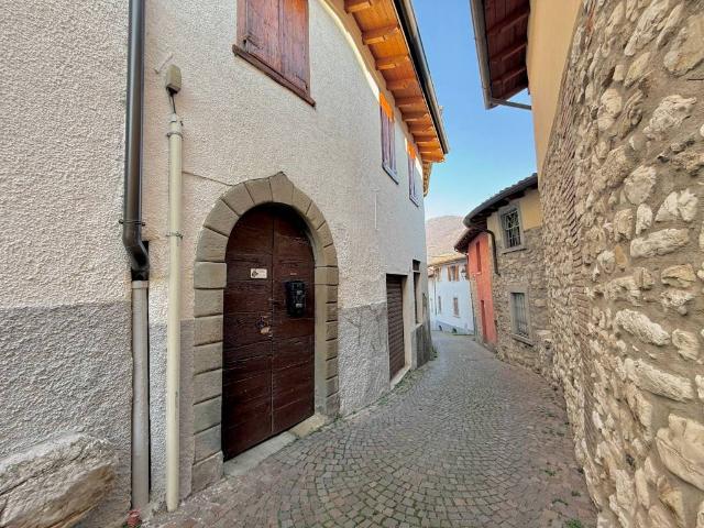 Casa indipendente in vendita a Vigano San Martino BG