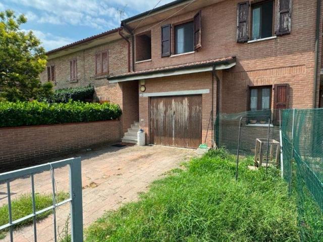 Casa indipendente in vendita a Vigarano Mainarda FE