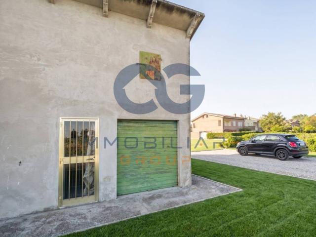 Casa indipendente in vendita a Vigarano Mainarda FE