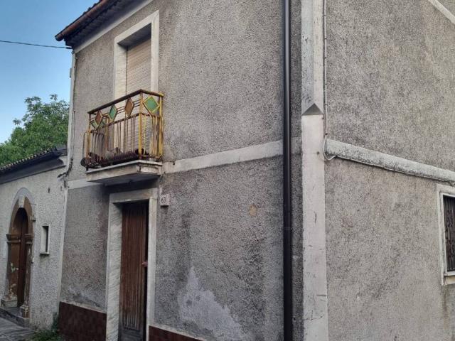 Casa indipendente in vendita a Viggiano PZ