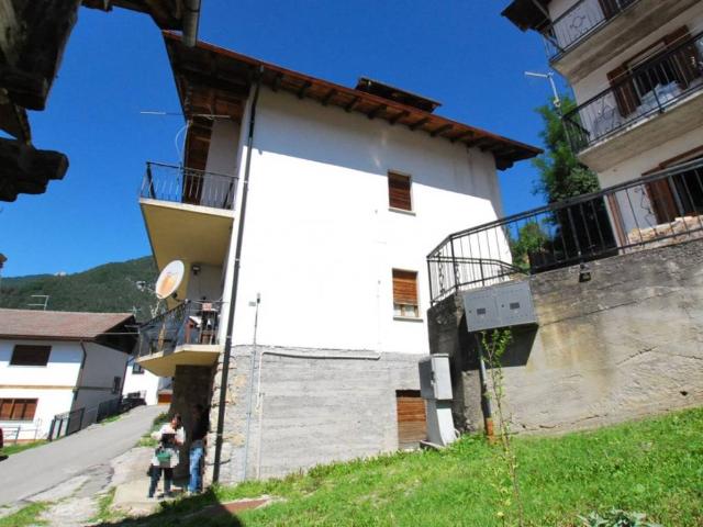 Casa indipendente in vendita a Vigo di Cadore BL