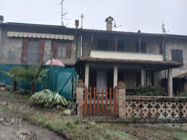 Casa indipendente in vendita a Vigolzone PC