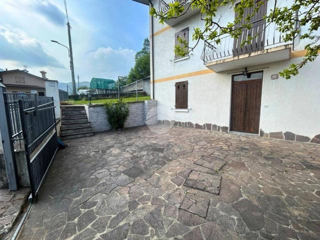 Casa indipendente in vendita a Vigolo BG