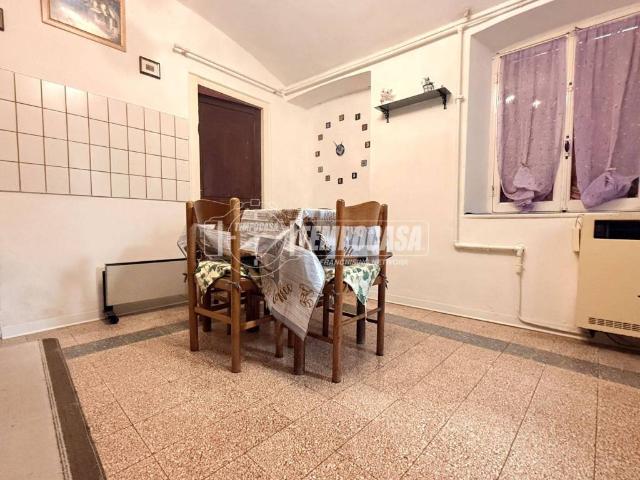 Casa indipendente in vendita a Vigliano Biellese BI