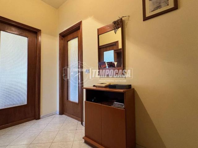 Casa indipendente in vendita a Vigliano Biellese BI